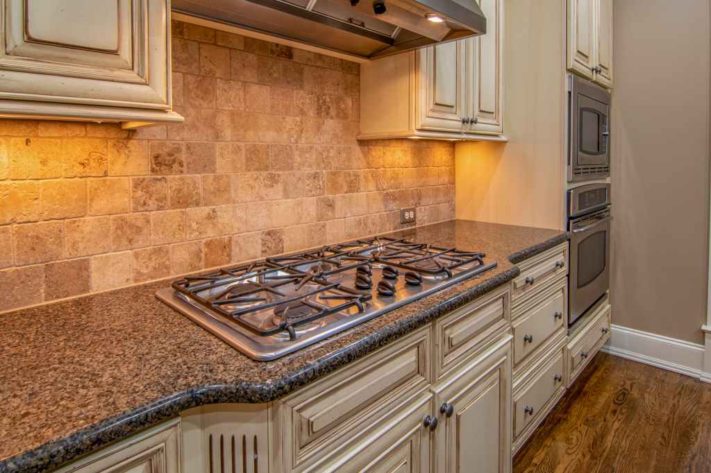 Unveiling the Beauty of Granite, Quartz, and Marble: A Guide to Custom Countertops by Lake Area&nbsp;Granite